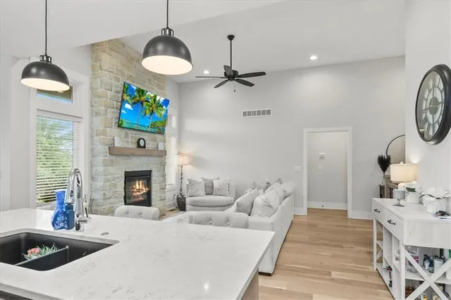 $462,900 | 807 Northeast Algonquin Street, Lee's Summit, MO 64064