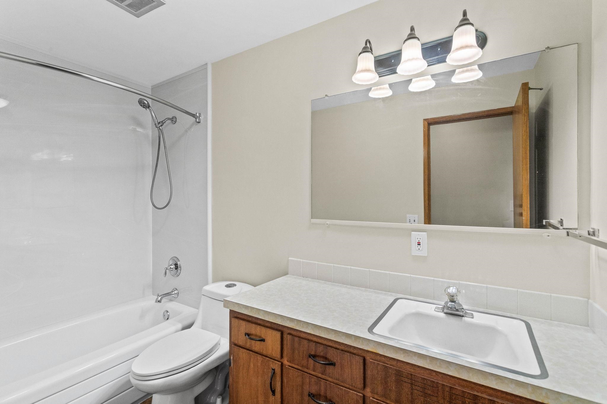 2218 East Winger Road Spokane, WA 99208 - Photo 17 of 33