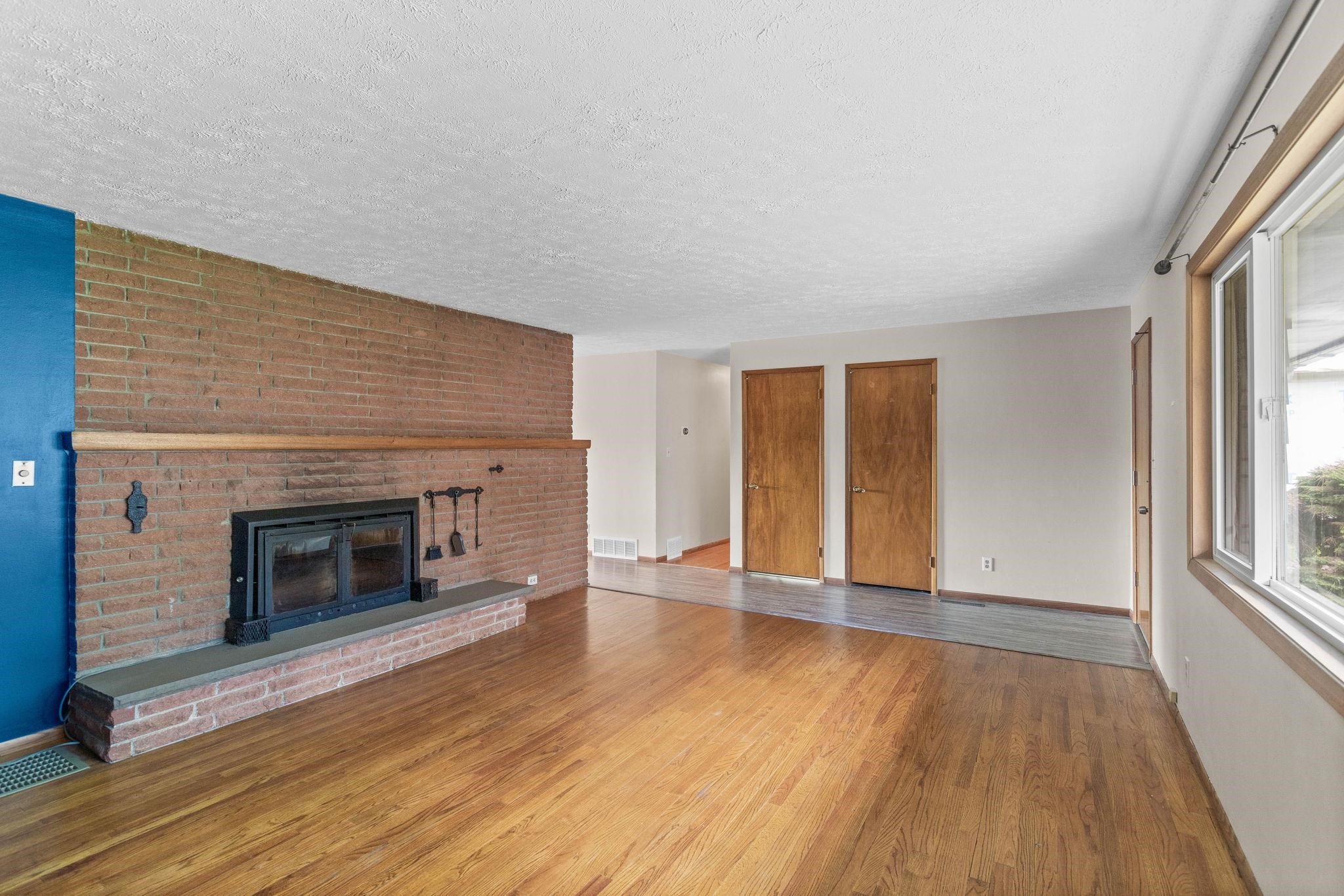 2218 East Winger Road Spokane, WA 99208 - Photo 5 of 33