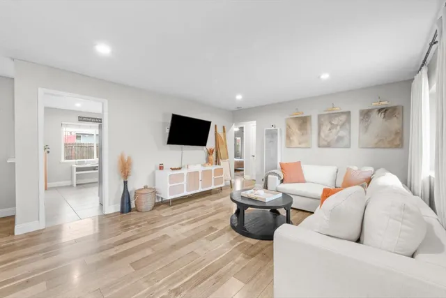 $515,000 | 5879 Lorraine Court, Sacramento, CA 95817