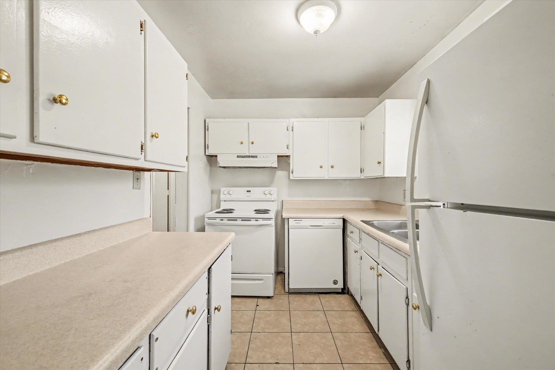 817 South Lipona Road Tallahassee, FL 32304 - Photo 25 of 41