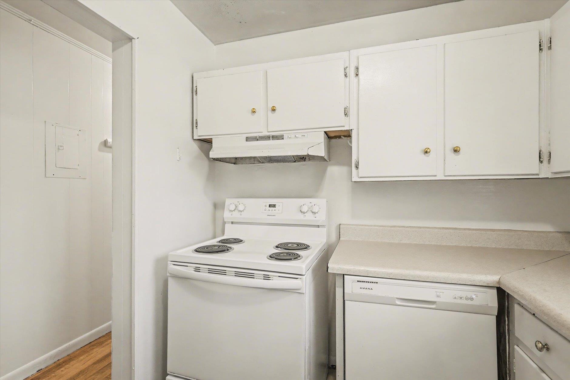 817 South Lipona Road Tallahassee, FL 32304 - Photo 29 of 41