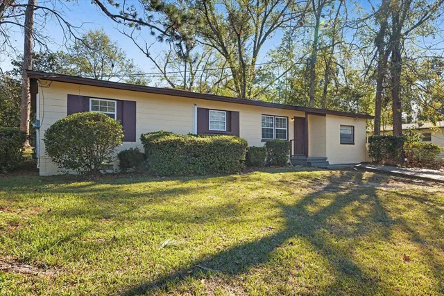 $179,000 | 817 South Lipona Road, Tallahassee, FL 32304