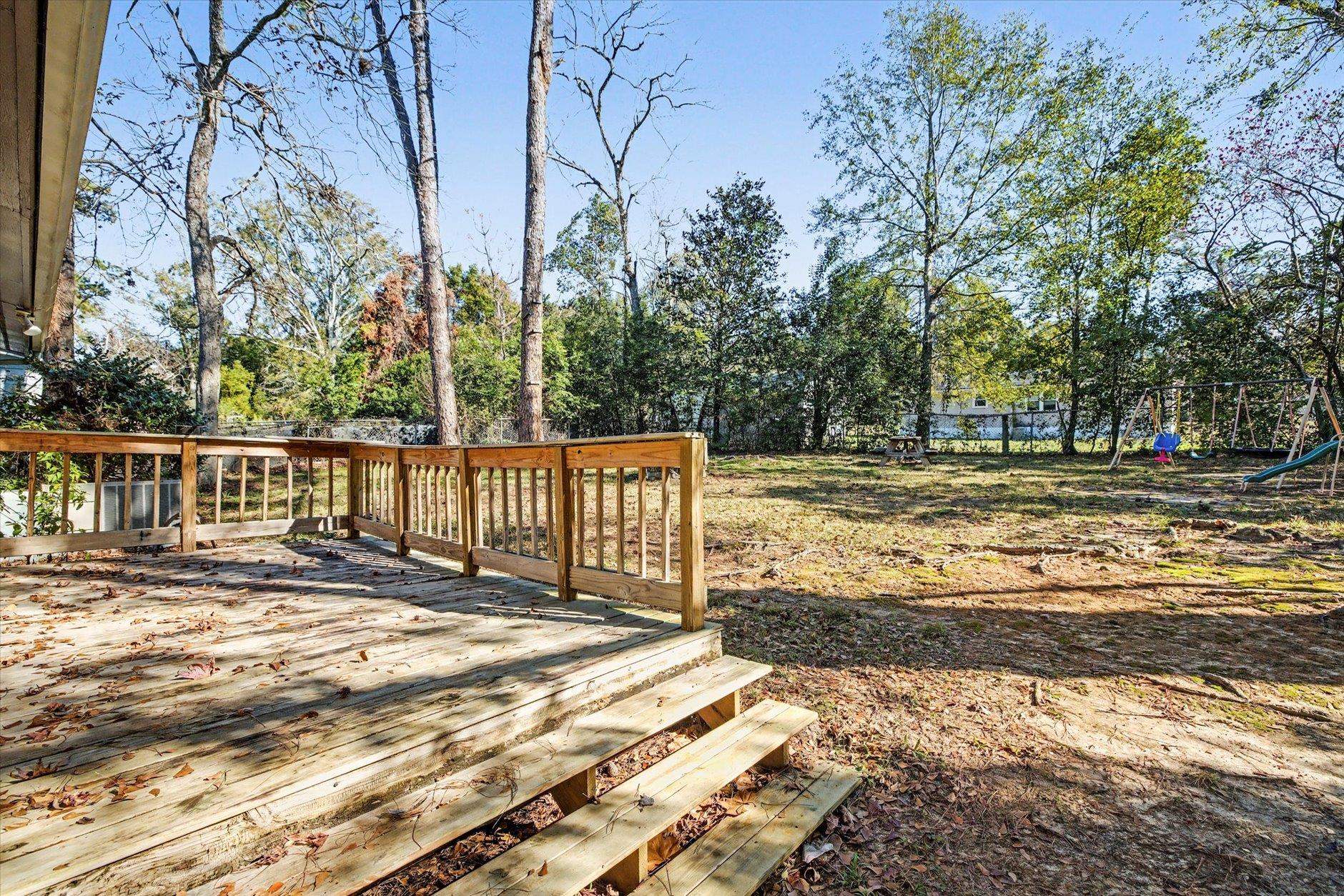 817 South Lipona Road Tallahassee, FL 32304 - Photo 8 of 41