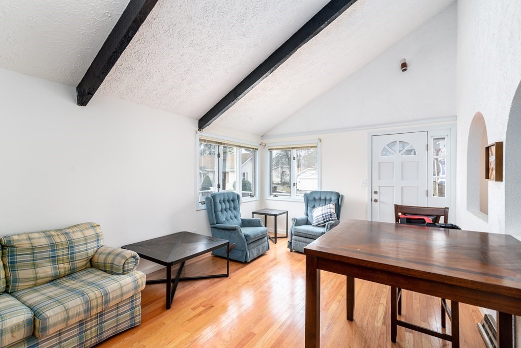 32 Taft Street Wareham, MA 02571 - Photo 5 of 29 Gallery Image 5