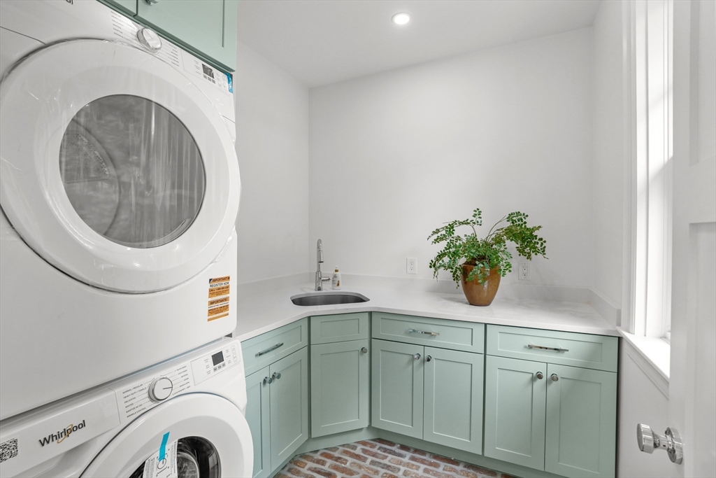 173 South Street Brookline, MA 02467 - Photo 21 of 41