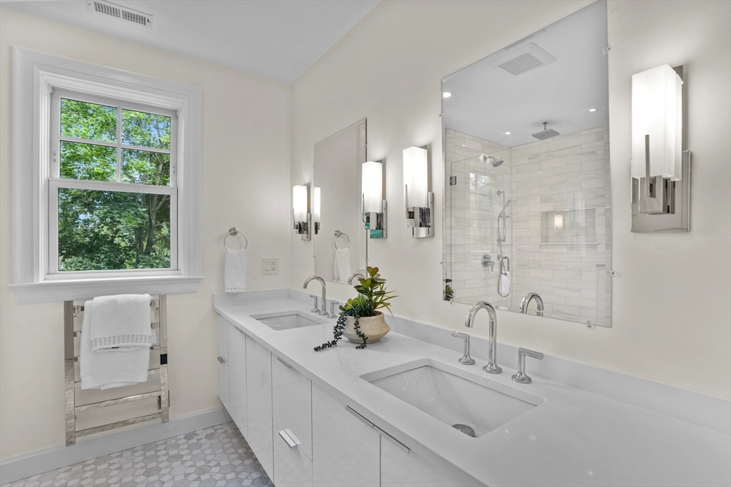 173 South Street Brookline, MA 02467 - Photo 29 of 41