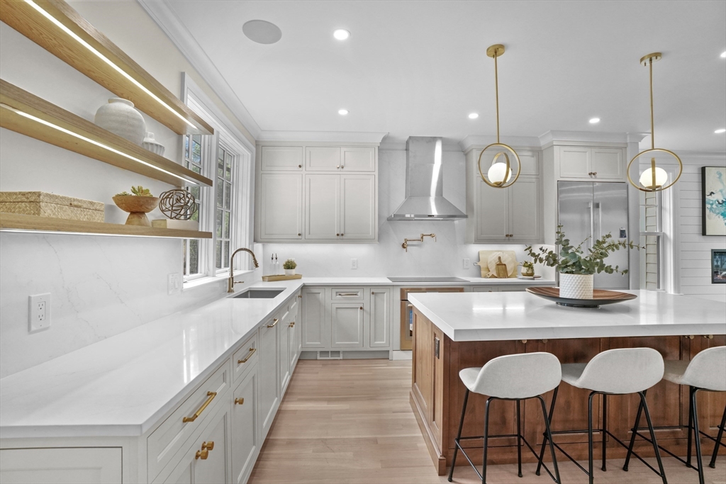 173 South Street Brookline, MA 02467 - Photo 9 of 41