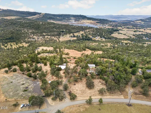 $535,000 | 7065 Monte Vista Court, Eagle Point, OR 97524
