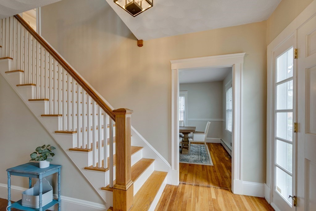 44 Blakely Road Medford, MA 02155 - Photo 4 of 32 Gallery Image 4