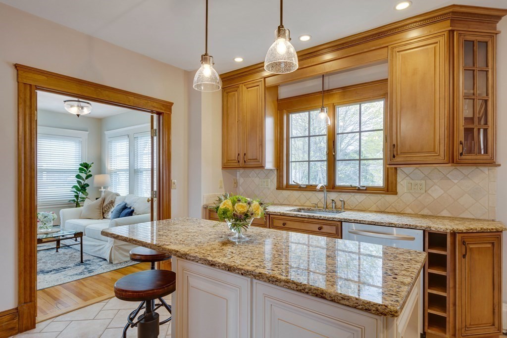 44 Blakely Road Medford, MA 02155 - Photo 8 of 32 Gallery Image 8