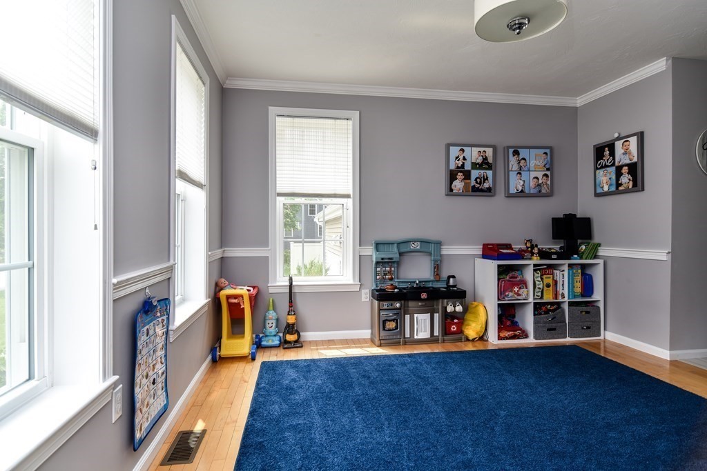 5 Reservoir Ridge Road Framingham, MA 01702 - Photo 14 of 37 Gallery Image 14