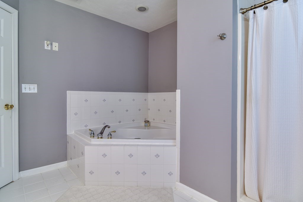 5 Reservoir Ridge Road Framingham, MA 01702 - Photo 24 of 37 Gallery Image 24