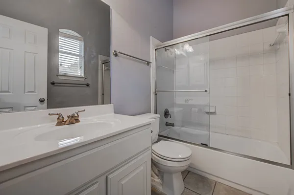 $2,995 | 2785 Lake Forest Drive, Round Rock, TX 78665