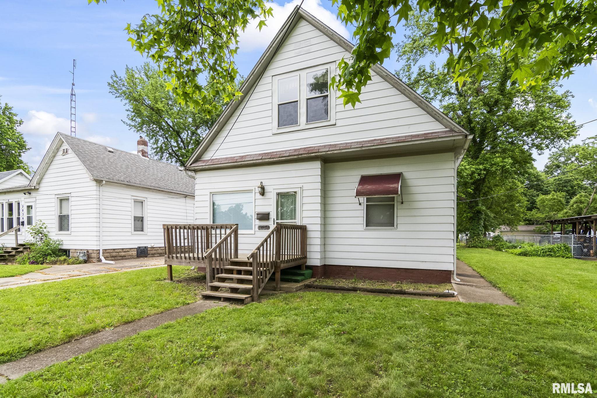 2034 North 9th Street Springfield, IL 62702 - Photo 2 of 34