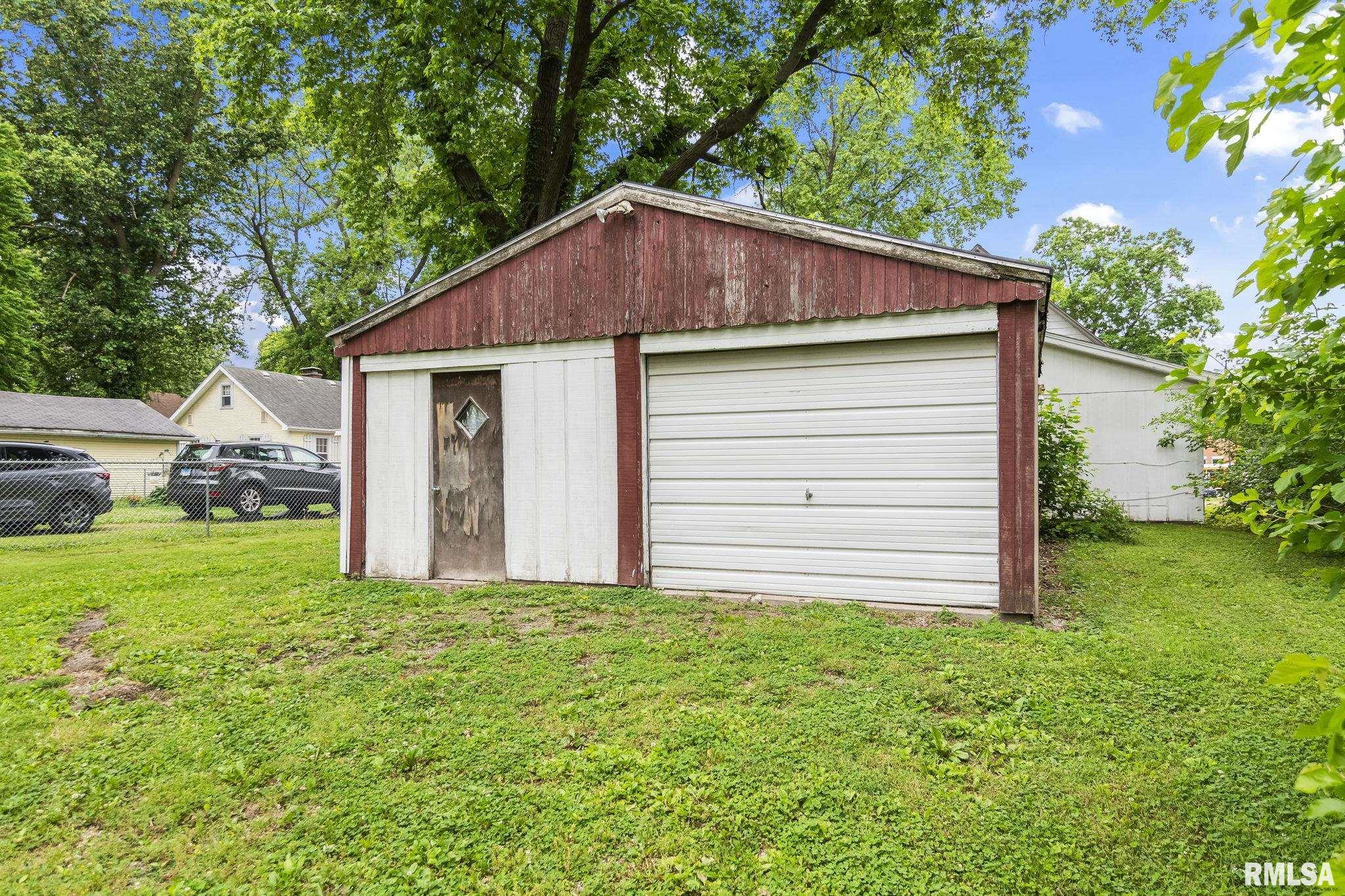 2034 North 9th Street Springfield, IL 62702 - Photo 33 of 34