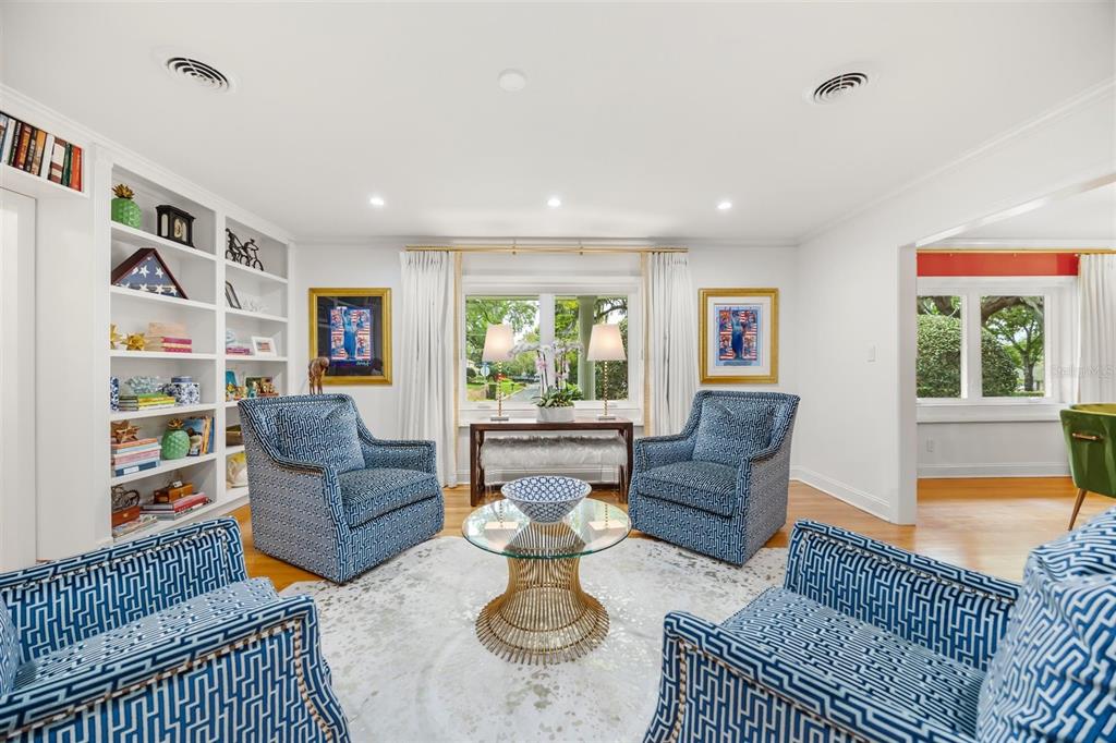800 Juanita Rael Road Winter Park, FL 32789 - Photo 7 of 36 a living room with furniture and a window