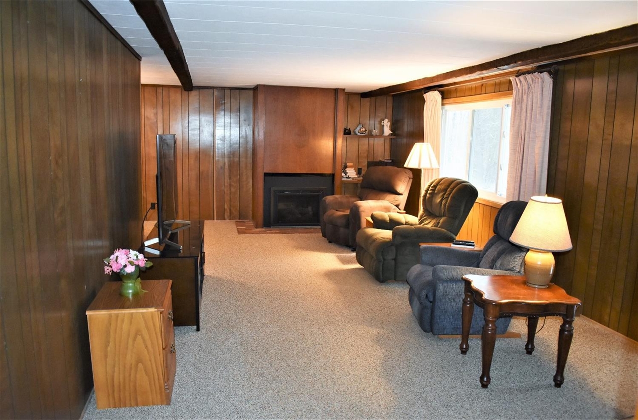 5211 Bemis Road Ypsilanti, MI 48197 - Photo 3 of 39