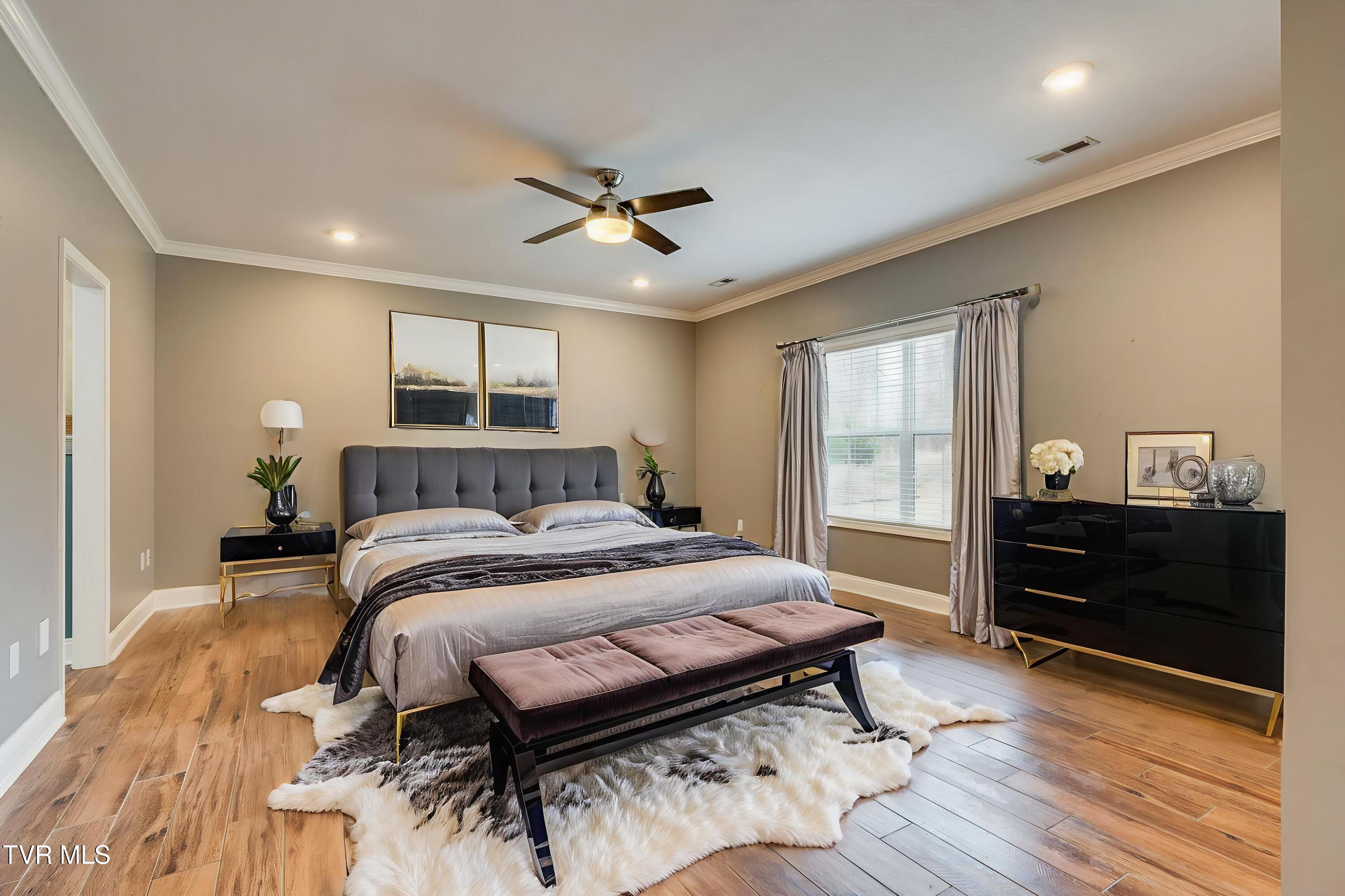 721 Powder Branch Road Elizabethton, TN 37643 - Photo 15 of 52 Virtual Staging Cloud - 017.jpg-January