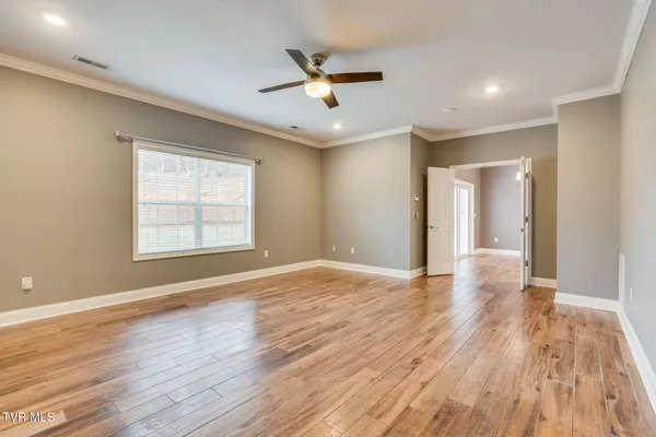 $729,000 | 721 Powder Branch Road, Elizabethton, TN 37643