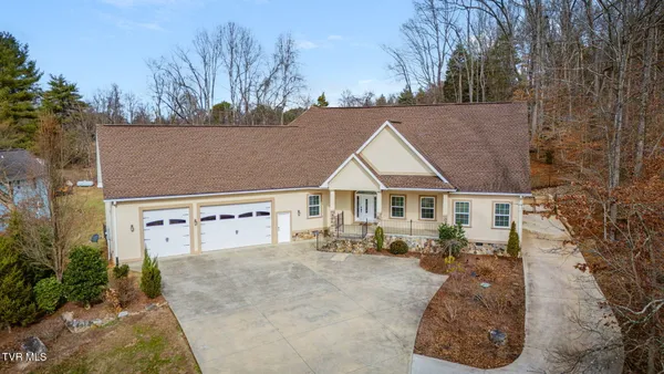 $729,000 | 721 Powder Branch Road, Elizabethton, TN 37643