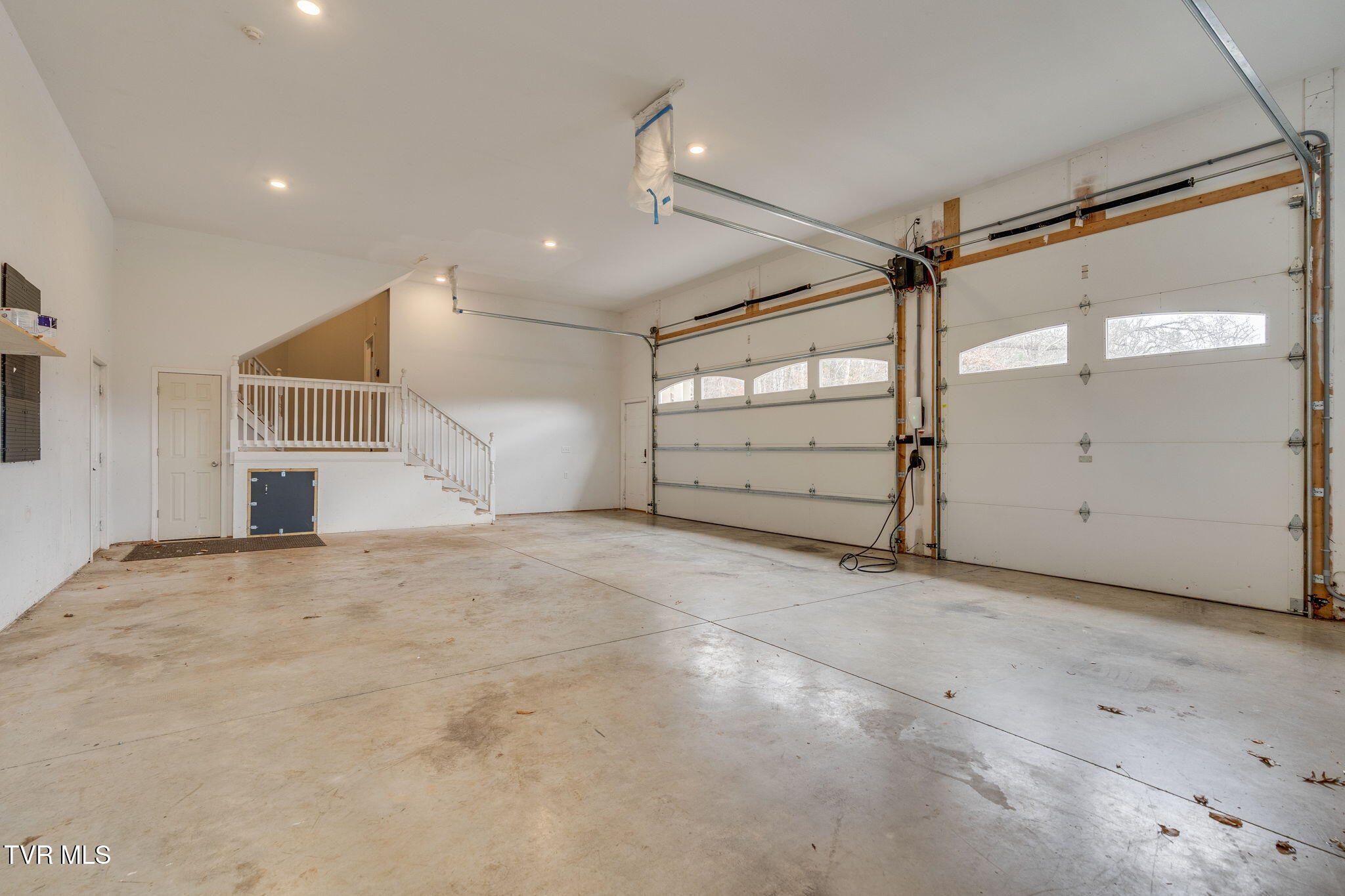 721 Powder Branch Road Elizabethton, TN 37643 - Photo 33 of 52 032