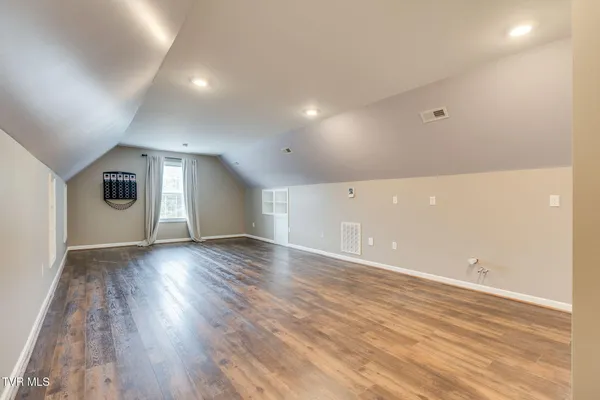 $729,000 | 721 Powder Branch Road, Elizabethton, TN 37643