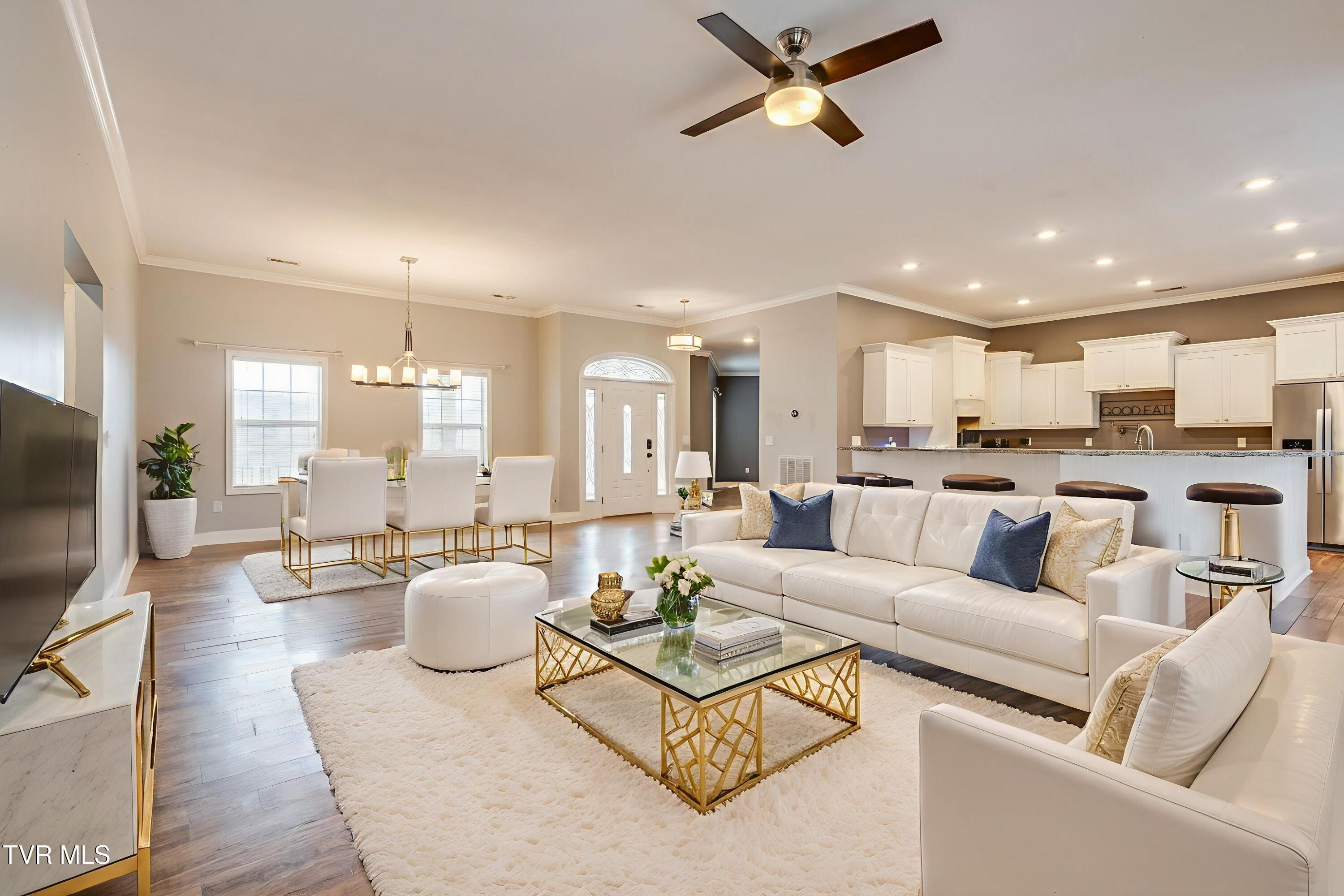 721 Powder Branch Road Elizabethton, TN 37643 - Photo 10 of 52 Virtual Staging Cloud - 011.jpg-January