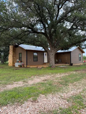 $325,000 | 18525 North Us Highway, London, TX 76854