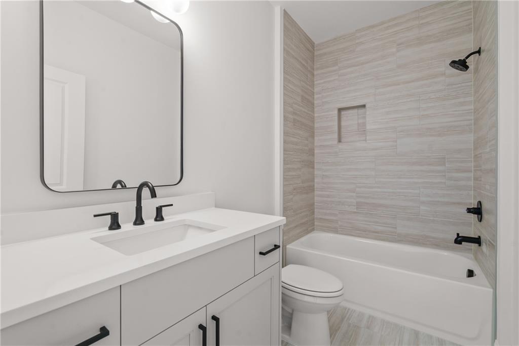 5693 Broad River View, Unit 443 Peachtree Corners, GA 30092 - Photo 24 of 37