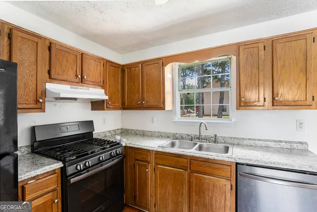 $1,800 | 45 Pleasure Drive, Carrollton, GA 30116