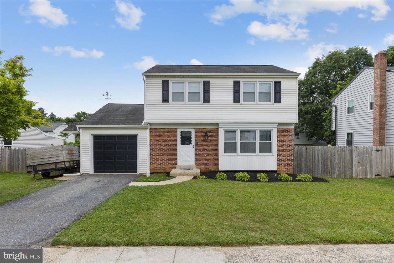 1636 Robert Road Lancaster, PA 17601 - Photo 1 of 34 Gallery Image 1