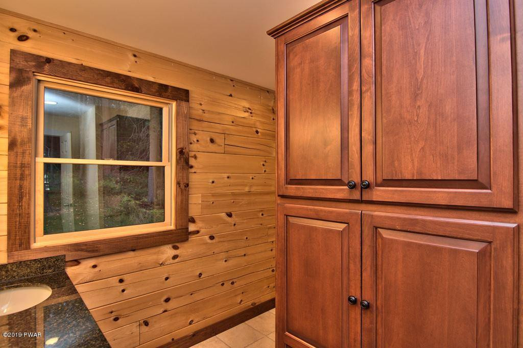61 Giles Road Waymart, PA 18472 - Photo 18 of 45