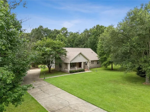 $399,500 | 13628 Stonelake Drive, Folsom, LA 70437