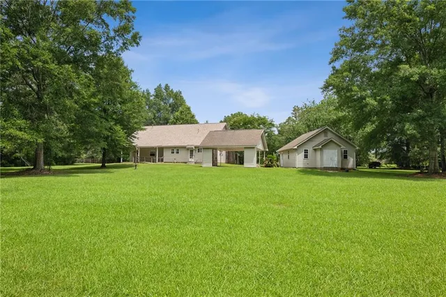 $424,500 | 13628 Stonelake Drive, Folsom, LA 70437