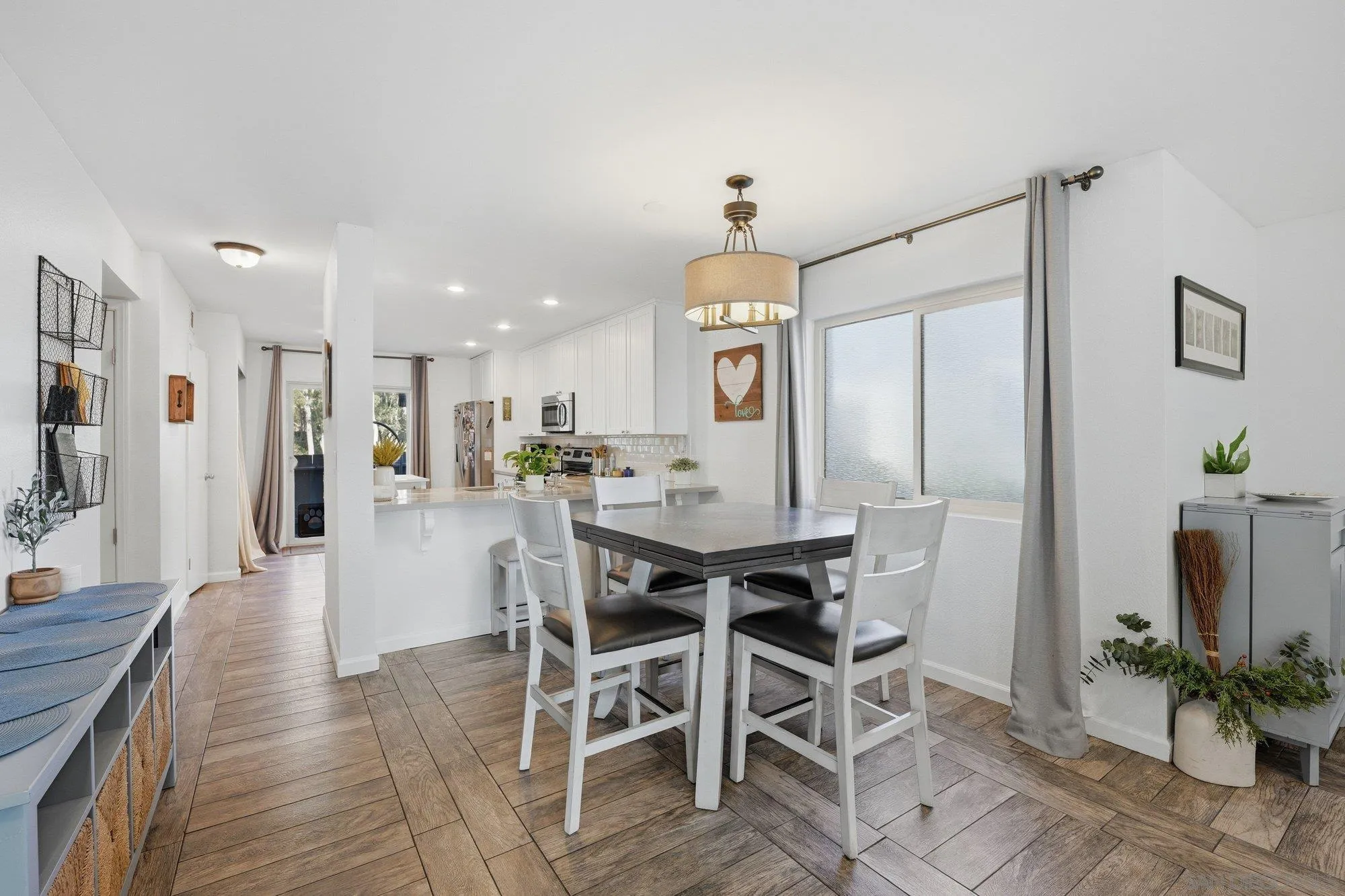 6363 Rancho Mission Road, Unit 7 San Diego, CA 92108 - Photo 6 of 25 Gallery Image 6