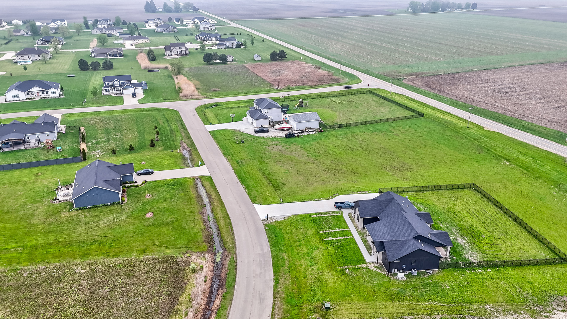 3014 East 1489th Road Ottawa, IL 61350 - Photo 10 of 10 an aerial view of a football ground