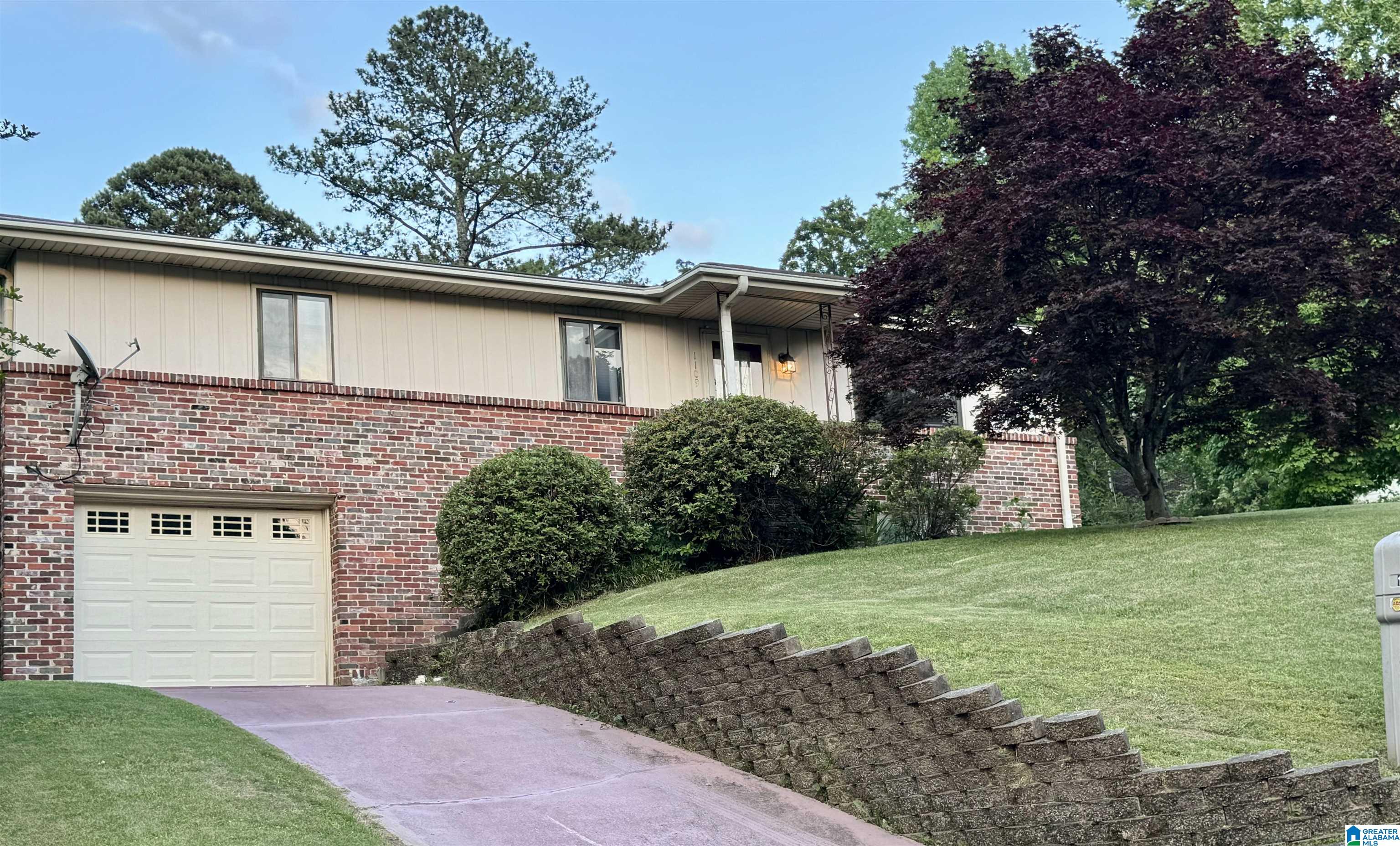 1109 Hardwick Lane Birmingham, AL 35209 - Photo 1 of 60