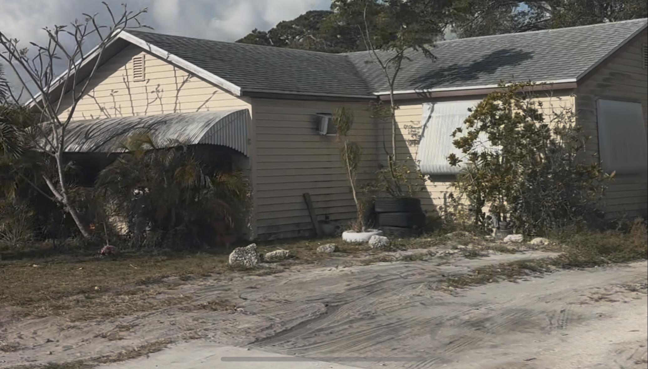 3837 Gulfstream Road Palm Springs, FL 33461 - Photo 2 of 3 IMG_1423