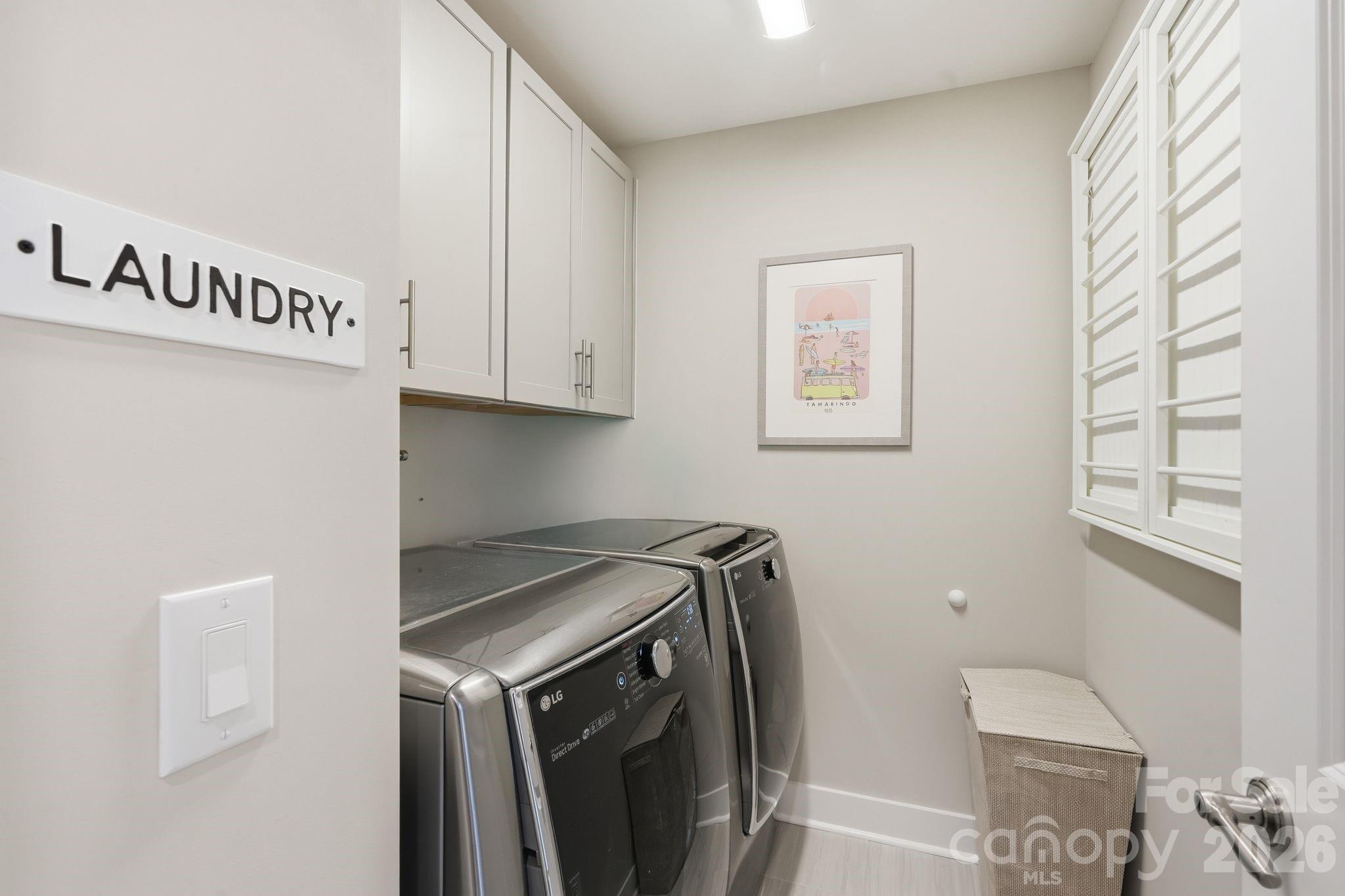 1086 Weir Court Fort Mill, SC 29708 - Photo 30 of 40 a utility room with dryer and washer