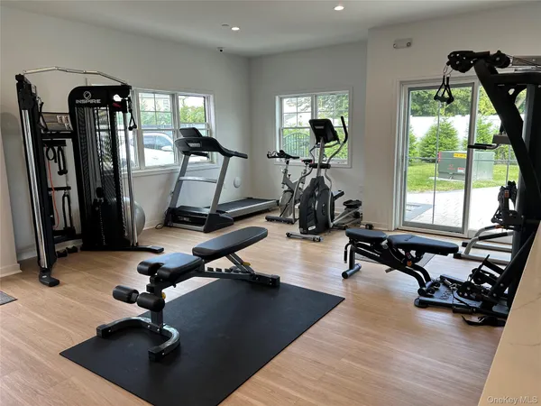 $3,849 | 418 Atlantic Avenue, Unit 206, Oceanside, NY 11572