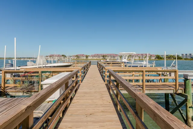 $930,000 | 108 West 2nd Street, Folly Beach, SC 29439