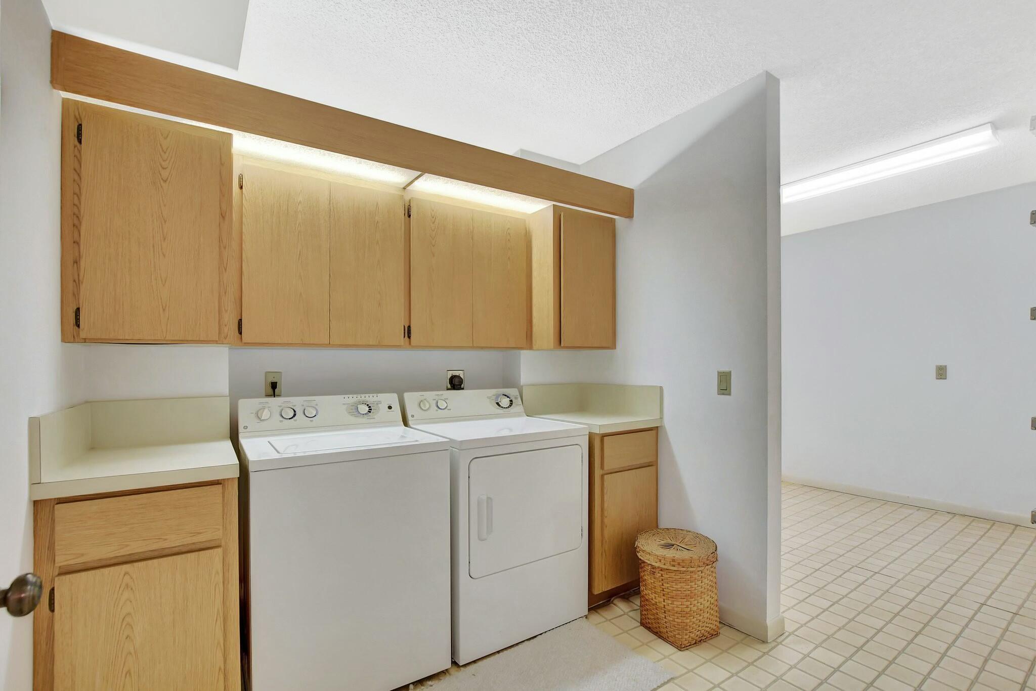 6181 Balboa Circle, Unit 302 Boca Raton, FL 33433 - Photo 23 of 32 tempImagekyyxXi