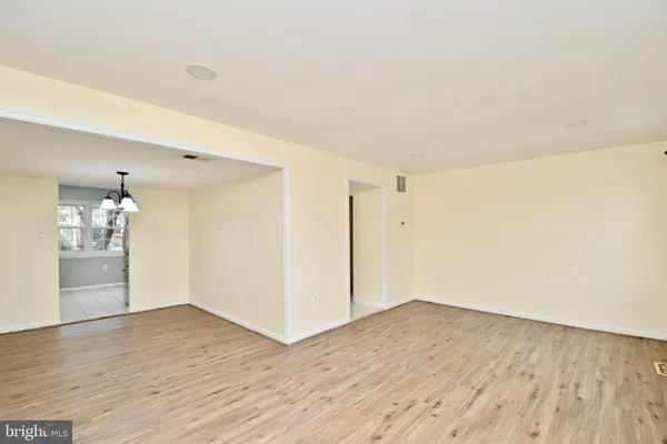 $3,150 | 2767 January Court, Falls Church, VA 22043