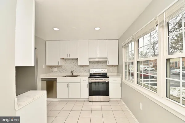 $3,150 | 2767 January Court, Falls Church, VA 22043