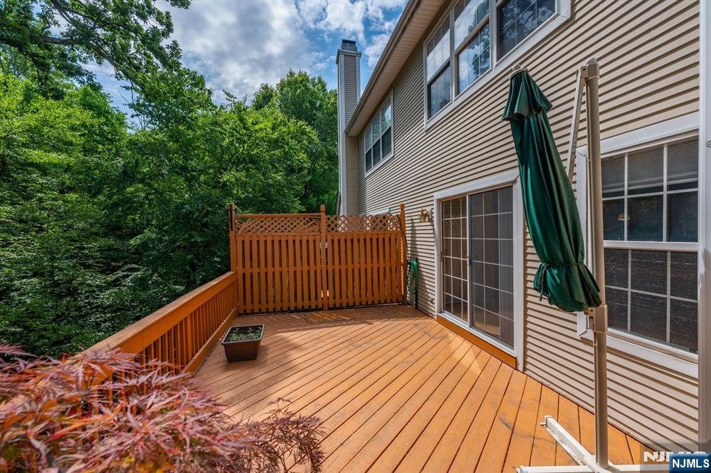 43 Morning Watch Road Wayne, NJ 07470 - Photo 11 of 46