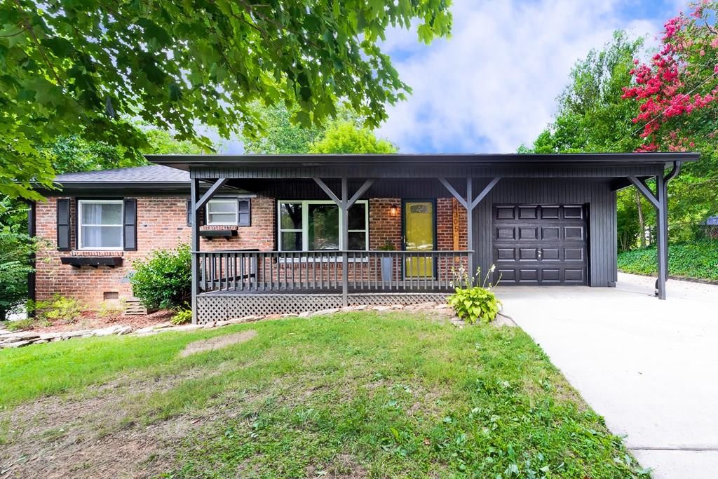 4305 Climbing Road Knoxville, TN 37912 - Photo 1 of 30 Gallery Image 1