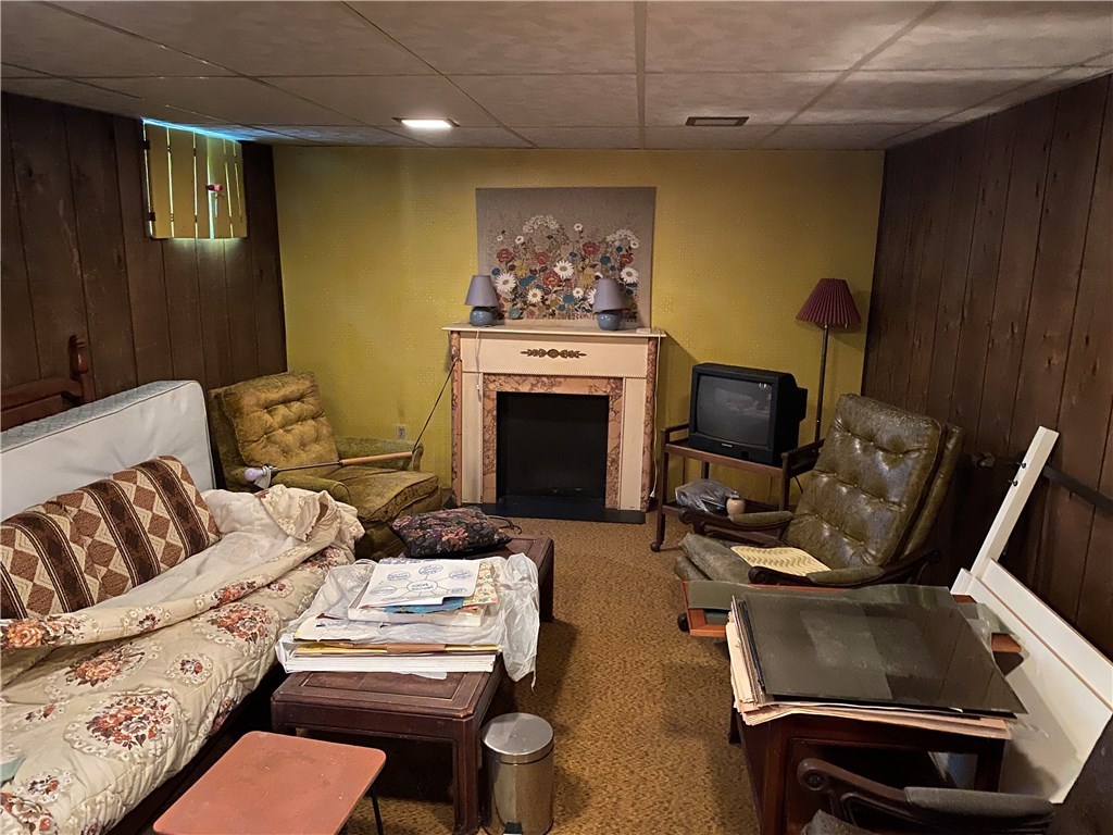 36 Riverfarm Road Cranston, RI 02910 - Photo 21 of 32 Gallery Image 21