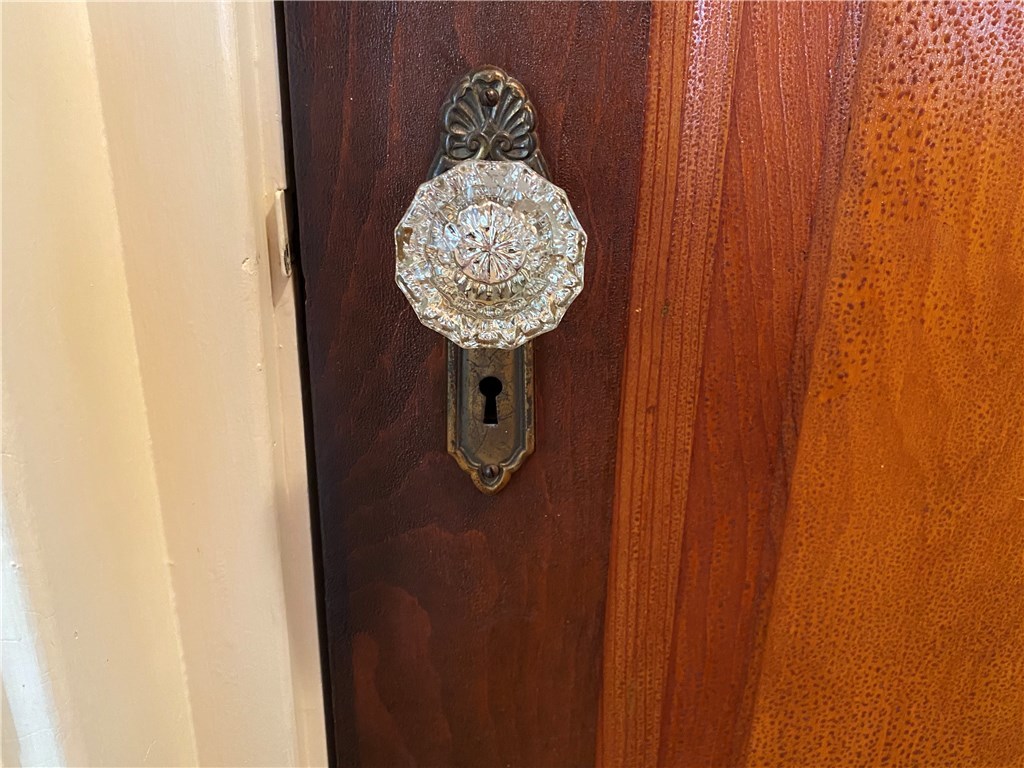 36 Riverfarm Road Cranston, RI 02910 - Photo 10 of 32 Gallery Image 10