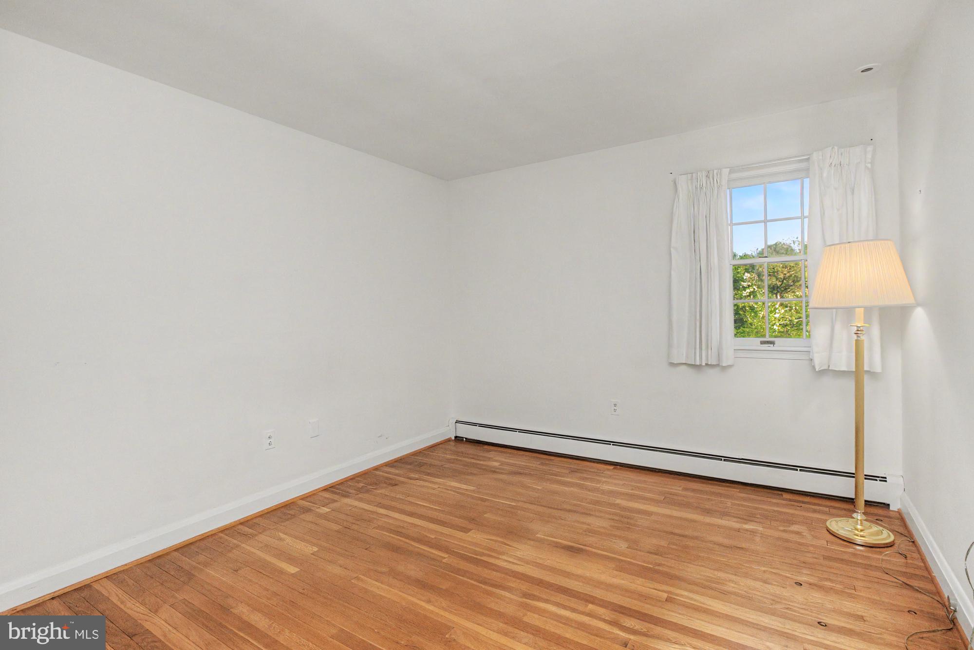 4602 Langshire Road Baldwin, MD 21013 - Photo 23 of 49 Bright and airy blank canvas room.